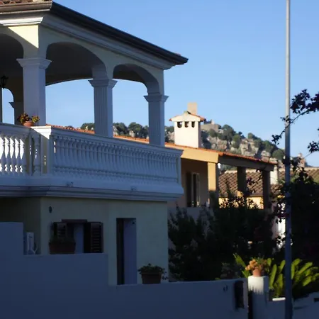 Bed and Breakfast La Collina Posada (Sardinia)