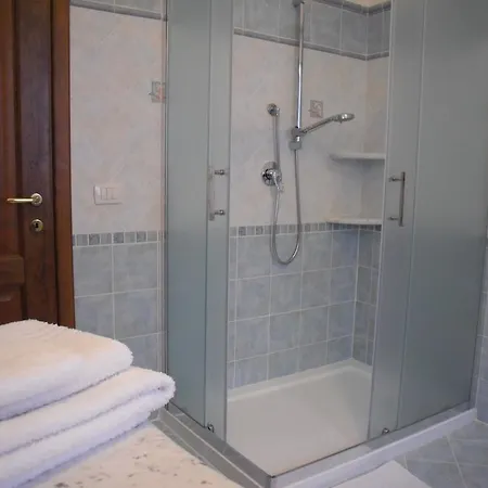 Bed and breakfast La Collina Posada (Sardinia)